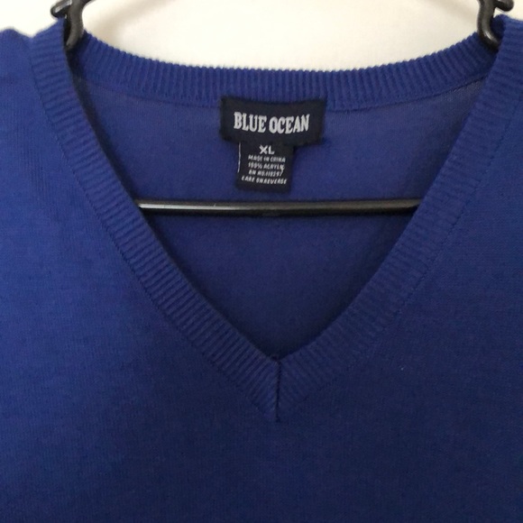 Blue  Ocean Vest - Picture 2 of 2